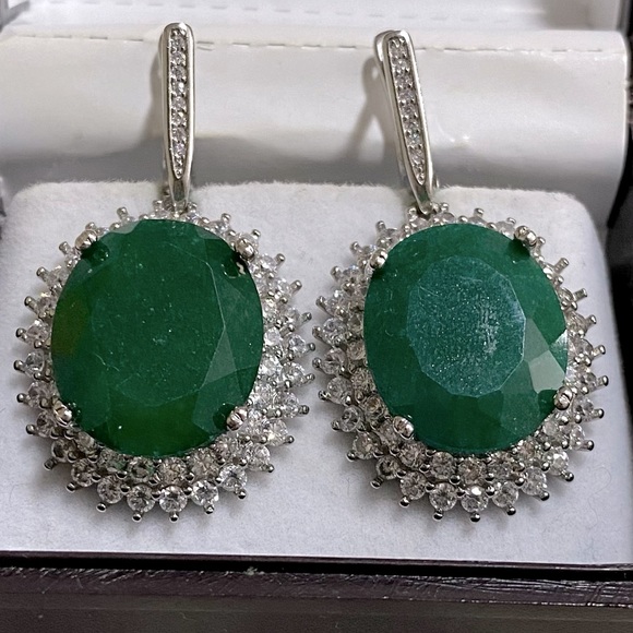 Luxury Emerald Earrings (925 silver) - Picture 2 of 4